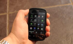Türkiye'de nadir görülen 2 HTC akıllı telefon modelleri Türkiye'de nadir görülen 2 HTC akıllı telefon modelleri